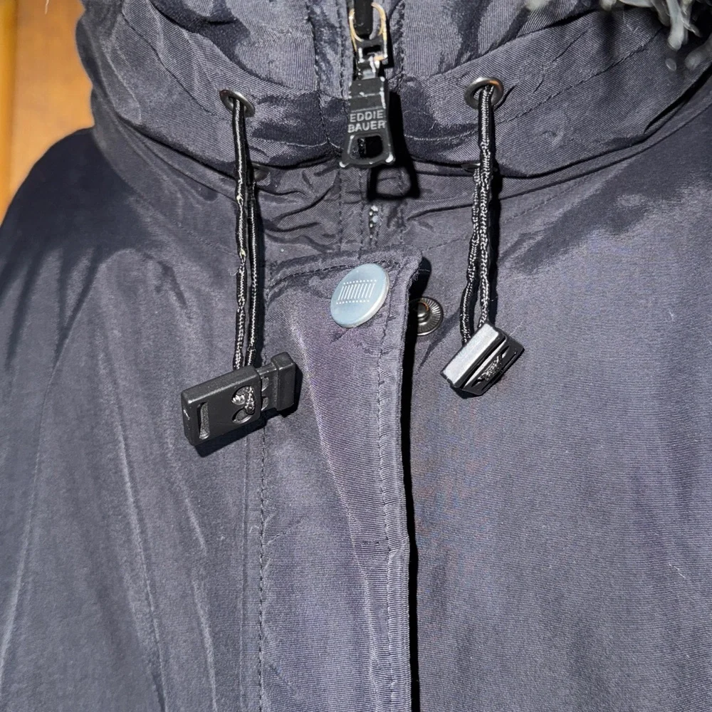 Eddie Bauer goose down jacket in a black color and XL Tall
1920 edition puffer - Picture 4 of 13